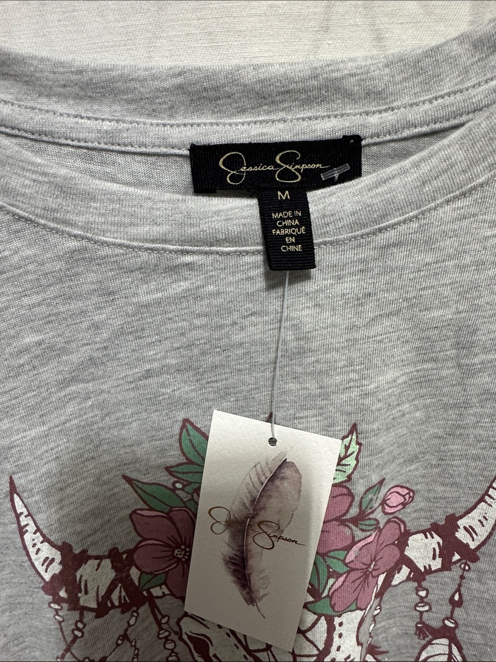 Jessica Simpson Gray Short Sleeve Tee with Floral Bull Skull‎ Graphic size M - Picture 2 of 5